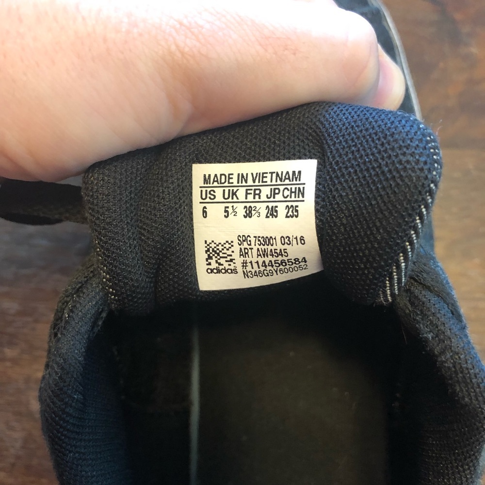 Adidas Flat bottom sneakers !!!! - Picture 4 of 5